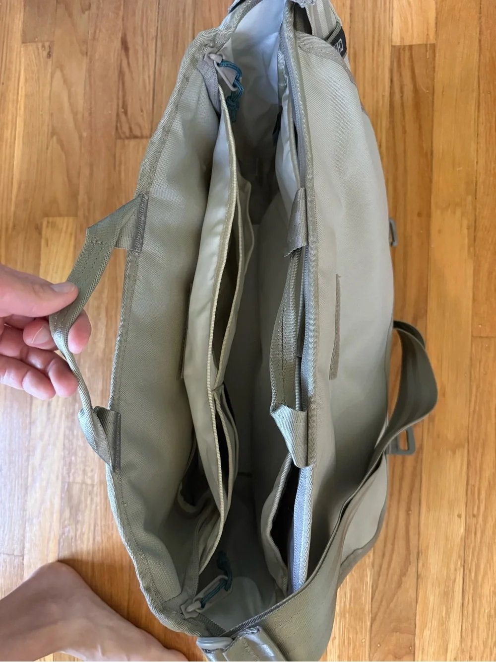 Chrome Industries Gray/Gold Messenger Bag with Reflective Strae